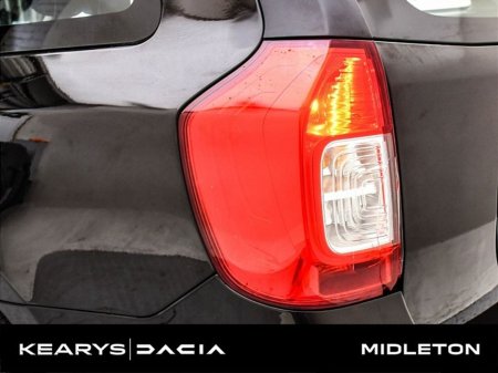 2021 Dacia Logan Signature Blue dCi 95 MY18 €13,990 thumbnail