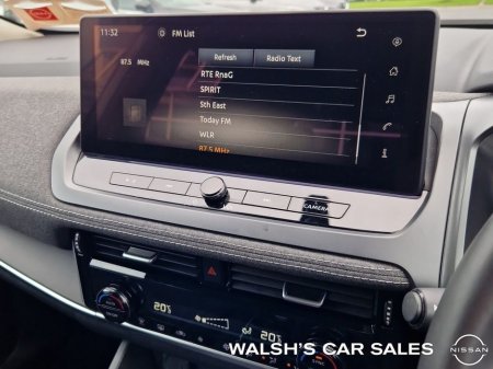 2025 Nissan Qashqai E-power SV MY24 04DR A €39,950 thumbnail