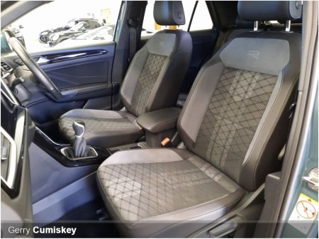 2023 Volkswagen T-Roc R-Line | 1.0 TSI 110HP €29,850