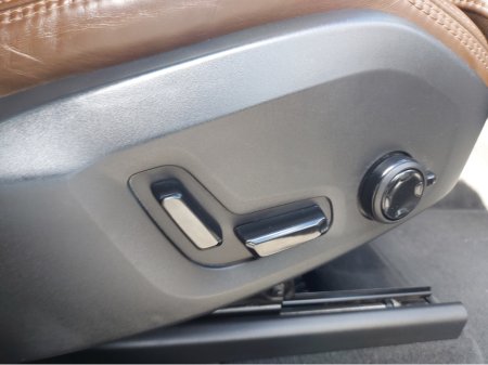 2020 Volvo XC60 D4 INSCRIPTION 5DR AUTO €39,950 thumbnail