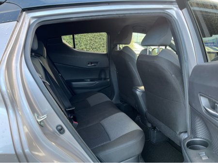 2020 Toyota C-HR S HYBRID AUTOMATIC 1.8 PETROL //ADAPTIVE CRUISE CONTROL//KEYLESS ENTRY//REVERSE CAMERA// €21,950 thumbnail