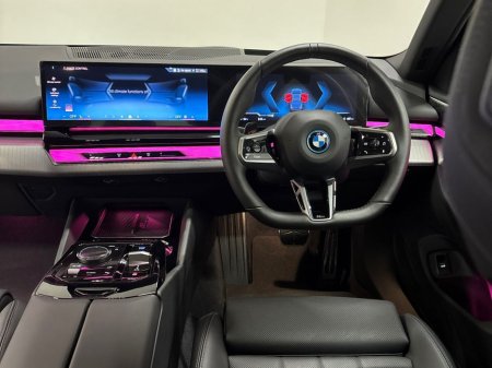 2026 BMW i5 eDrive40 M Sport Saloon IMMEDIATE DELIVERY €101,670 thumbnail