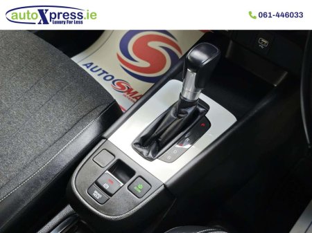 2023 Honda Fit 1.5 EHEV BASIC Hybrid, Automatic, Reversing camera €18,600 thumbnail