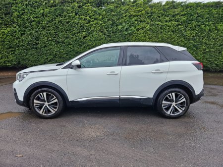 2017 Peugeot 3008 ALLURE 1.2 130 4DR €12,450 thumbnail
