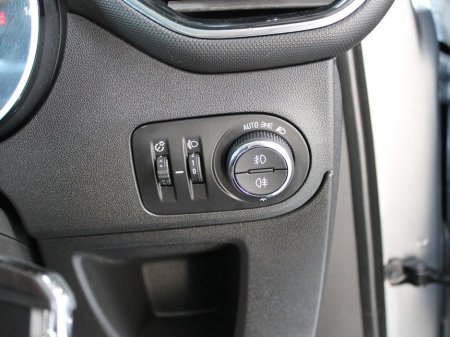 2018 Opel Crossland X SE 1.6cdti 99PS 5DR €13,750 thumbnail