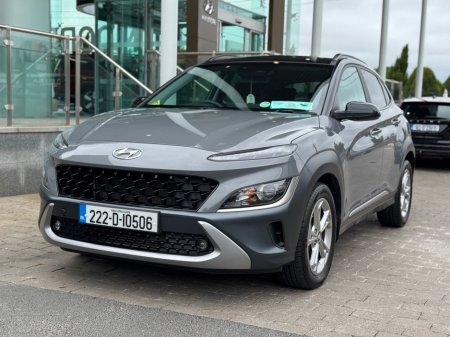 2022 Hyundai Kona 1.0 T-GDI Executive Two Tone Roof €24,995 thumbnail