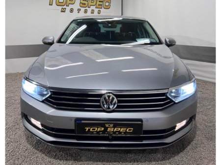 2018 Volkswagen Passat HIGHLINE 2.0 TDI D6F 150 150HP 4DR
