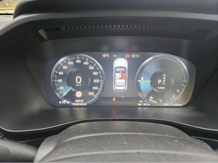 2023 Volvo XC40 PHEV T4 PLUS BRIGHT 5DR A AUTO €30,950 thumbnail