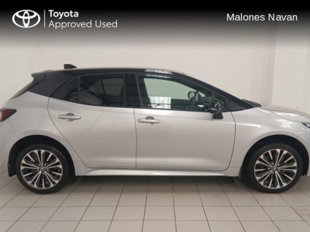 2025 Toyota Corolla COROLLA HB LUNA SPORT €37,950