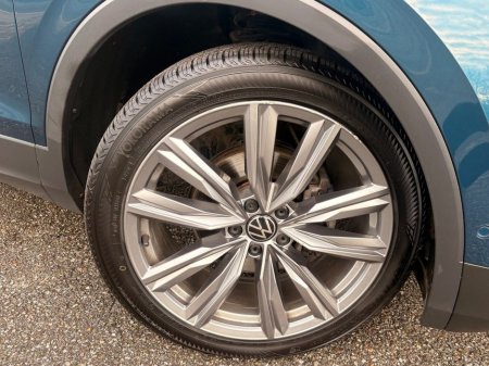 2022 Volkswagen Tiguan 2.0 TDI 150HP Elegance DSG €39,950 thumbnail
