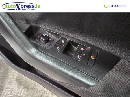 2019 Volkswagen Polo 1.0 TSI Automatic €18,495 thumbnail