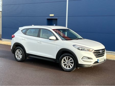 2016 Hyundai Tucson 1.7 CRDI SE NAV BL/DR 5 5DR €13,900 thumbnail