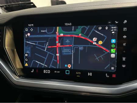 2024 Volkswagen Touareg 3.0 V6 TSIe  ELEGANCE 381PS €72,950 thumbnail