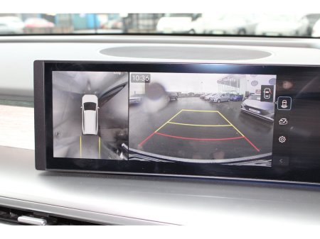 2025 Hyundai Ioniq 9 RWD standard (Long Range) Platinum €75,950 thumbnail