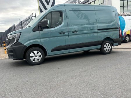 2025 Renault Master MWB MM33 130 Start L2H2