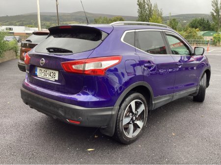 2017 Nissan Qashqai ** CAMERA * SAT NAV €13,950