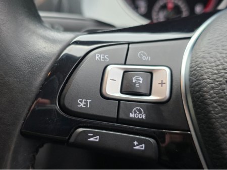 2017 Volkswagen Golf 1.2 DSG AUTO. ONLY 49000 MILES. FINANCE ARRANGED. SIMI. AA APPROVED. €17,950 thumbnail