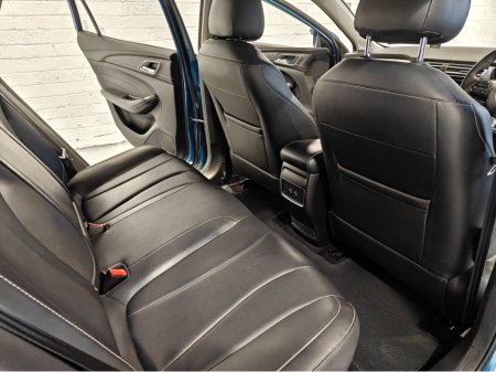 2021 MG Mg5 LONG RANGE SW EV EXCLUSIVE 5DR AUTO €12,250 thumbnail