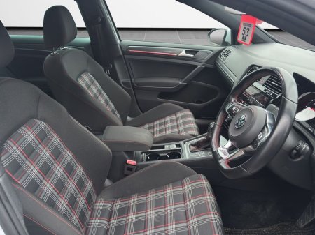 2018 Volkswagen Golf GOLF GTI €27,888 thumbnail