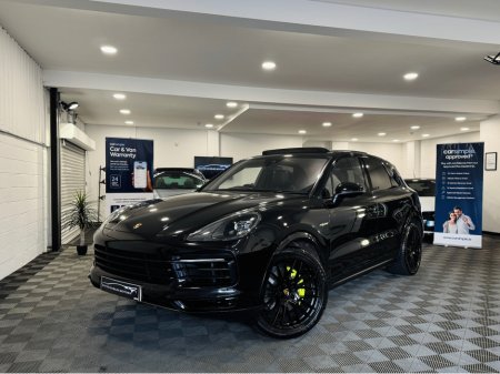 2019 Porsche Cayenne V6 E-HYBRID AUTO