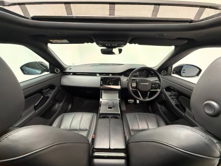 2024 Land Rover Range Rover Evoque HSE DYNAMIC P300E *HUGE SPEC* €52,990 thumbnail