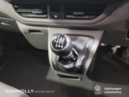 2026 Volkswagen Transporter Startline LWB 110Hp 6sp Manual €32,073 thumbnail