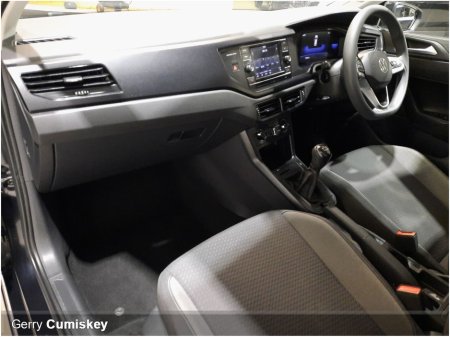 2022 Volkswagen Polo Life | 1.0 MPI 80HP €17,450