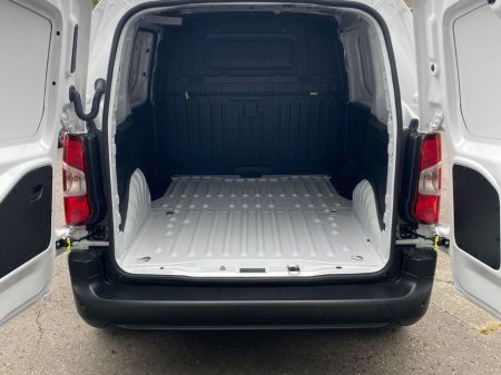 2025 Fiat Doblo SWB 1 5 100HP 650KG 4DR €21,495 thumbnail