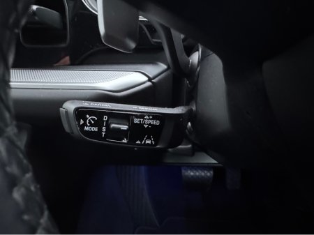 2024 Porsche Cayenne 3.0 V6 E-HYBRID AUTO==HUGE SPEC==COST €153K NEW== €116,950 thumbnail