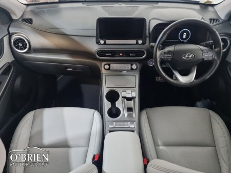 2022 Hyundai Kona Kona EV Premium 39 kWh €17,900