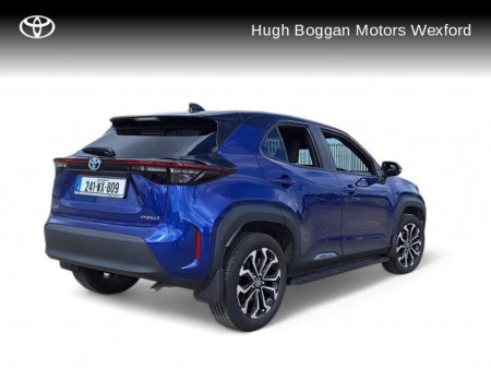 2024 Toyota Yaris Cross SPORT BI-TONE SIDE STEPS €30,995