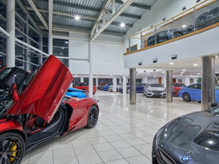 2024 Mercedes-Benz CLA Class 250e AMG LINE PREMIUM HYBRID=HUGE SPEC//LOW MILES=FULL MERCEDES SERVICE HISTORY//TAILORED FINANCE PACKAGES AVAILABLE=TRADE INS WELCOME €39,995 thumbnail