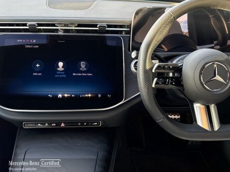 2025 Mercedes-Benz E Class E 300 de AMG Line Plus €77,900 thumbnail