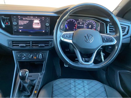 2022 Volkswagen Taigo R-LINE 1.0 TSI 110HP MANUAL 6SPEED FWD €21,950 thumbnail