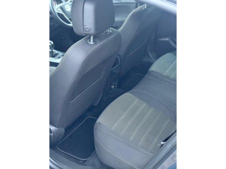 2015 Vauxhall Insignia 2.0 CDTI ECOFLEX SRI S/S 120PS 5DR €4,650 thumbnail