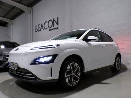 2022 Hyundai Kona 2022*64KWH HYUNDAI KONA PREMIUM EV*484KM RANGE*FULL HYUNDAI SERVICE HISTORY*PREMIUM PACK*2 CHARGER*1 OWNER*FANTASTIC CONDITION SPEC Bluetooth,Apple car-play,Centre Armrest,Climate Control,Cruise Contr €20,900
