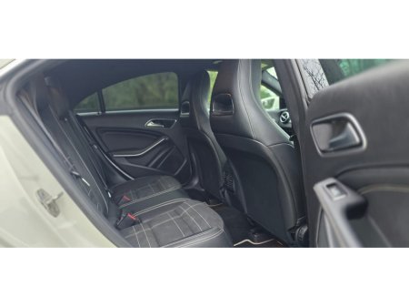 2015 Mercedes-Benz CLA Class CLA 220 CDI A/T €13,950 thumbnail