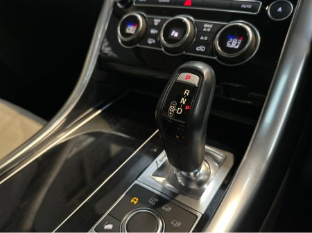 2017 Land Rover Range Rover Sport 3.0 MY17 SDV6 DYNAMICS HSE €29,950 thumbnail