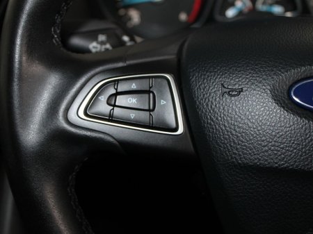 2017 Ford C-Max Zetec 1.5 TDCI 95PS M6 4DR €12,999 thumbnail