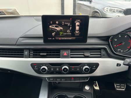 2017 Audi A4 LIMOUSINE 2.0 TDI 190 4DR A AUTO S-TRONIC S LINE €18,950 thumbnail