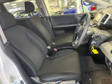 2015 Honda Freed 1.5 DAA-GP3 6 STEATS 5DR AUTO SEATS €12,900 thumbnail