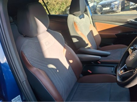 2021 Volkswagen ID.4 PRO 150 KW 1ST 5DR AUTO €22,250 thumbnail