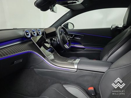 2025 Mercedes-Benz CLE CLE300e AMG Line Premium + €75,950 thumbnail