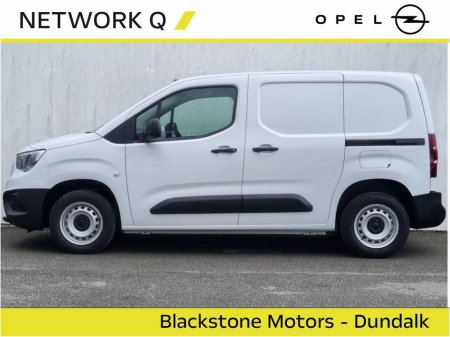 2024 Opel Combo L1H1 Cargo Komfort 2000 1.5D 100PS €26,495
