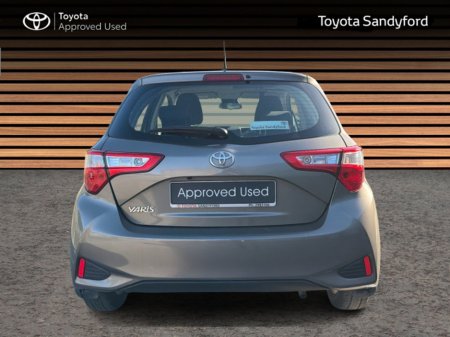 2019 Toyota Yaris 1.0 5DR LUNA // REAR CAMERA // BLUETOOTH // ALLOY WHEELS // FULL WARRANTY €16,945