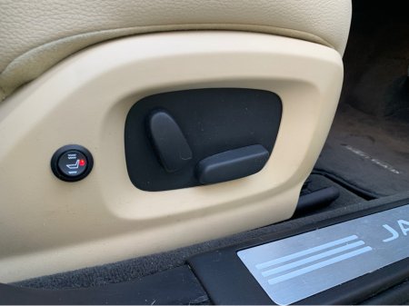 2015 Jaguar XF 2.2 D EC02 163PS 4DR AUTO €10,995 thumbnail