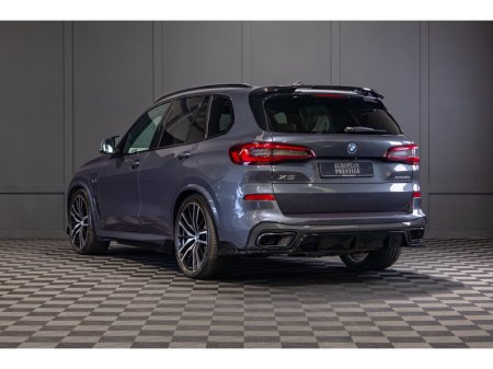 2022 BMW X5 xDrive45e M Sport €61,950