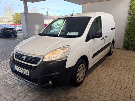 2017 Peugeot Partner PROFESSIONAL 1.6 BLUE HDI 75 3 €6,590 thumbnail