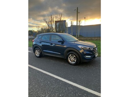 2017 Hyundai Tucson IX35 1.7 COMFORT 5DR €15,950 thumbnail