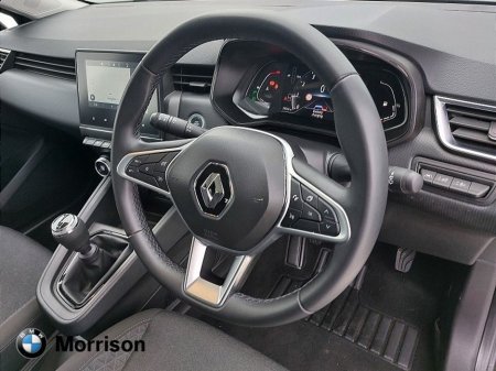 2023 Renault Clio TCe 90 DFull Evolution €16,995 thumbnail